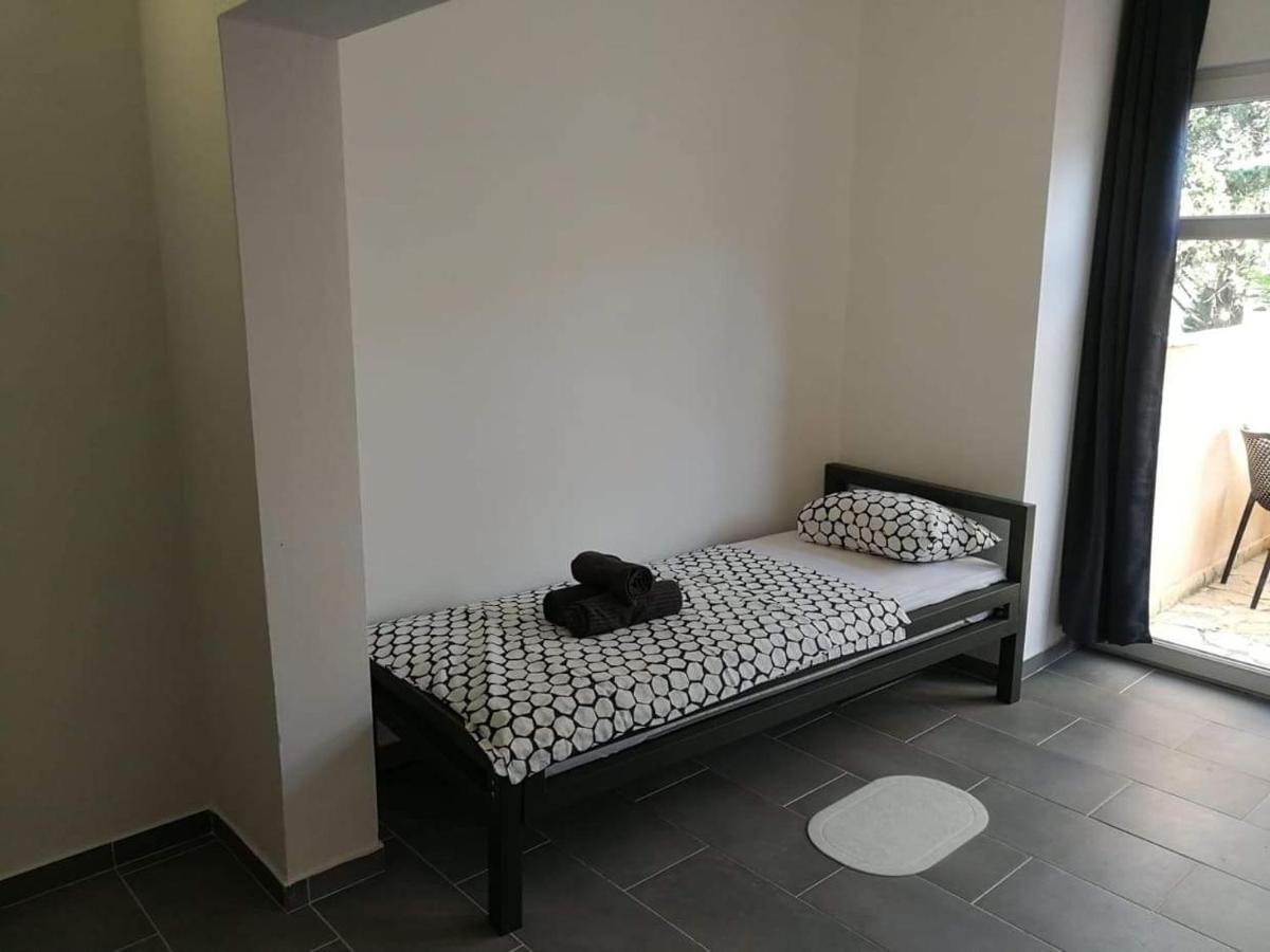 Aurelia Apartments, 비르 외부 사진